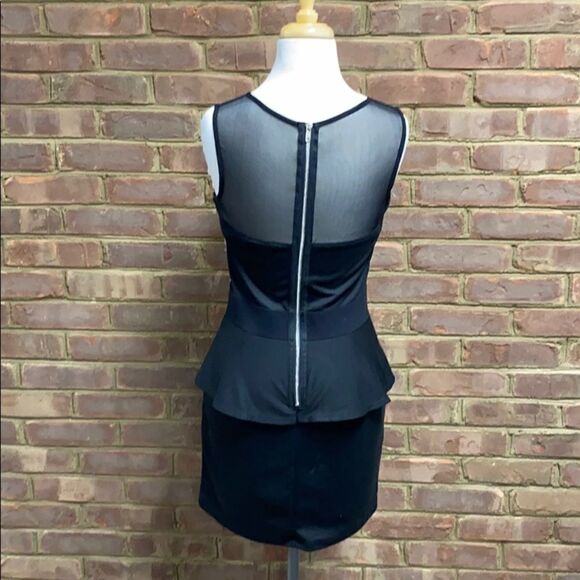 Speechless Sleeveless Gold Sequin Peplum dress M - Picture 4 of 8